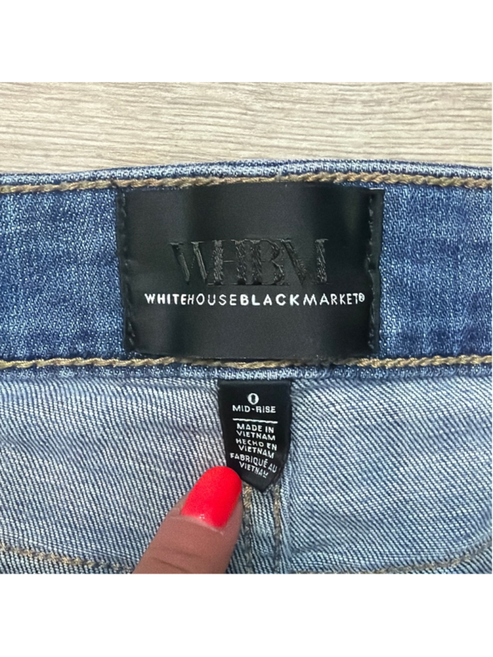 White House Black Market Mid Rise Girlfriend Everyday Soft Jeans Sz 0! - Picture 4 of 8